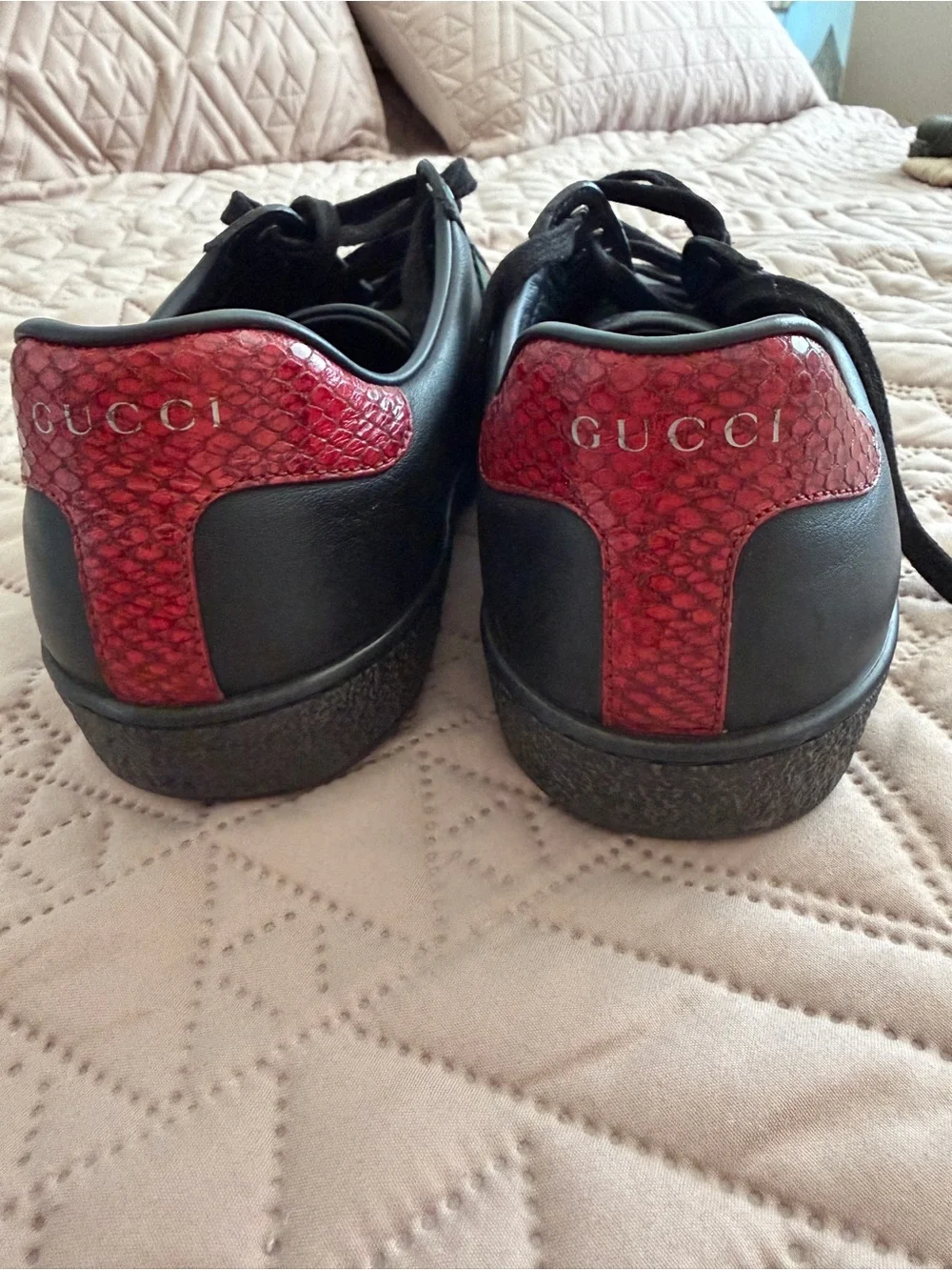 Gucci Men's Black Low-Top Sneakers